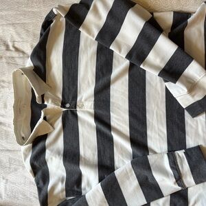 Bohme women’s oversized cropped heather gray and White Striped Shirt